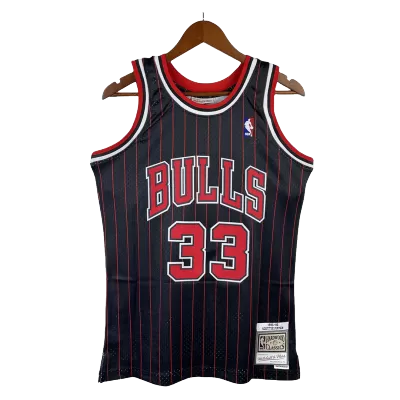 Men's Dennis Rodman #33 Chicago Bulls Swingman Vintage NBA Jersey 1995/96 - jerseystop